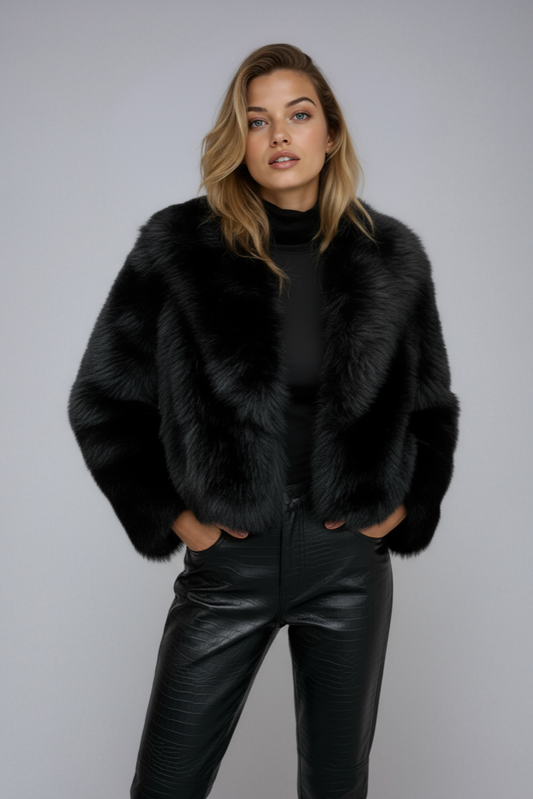 Korte faux fur jas dames met brede reverskraag en lange mouwen