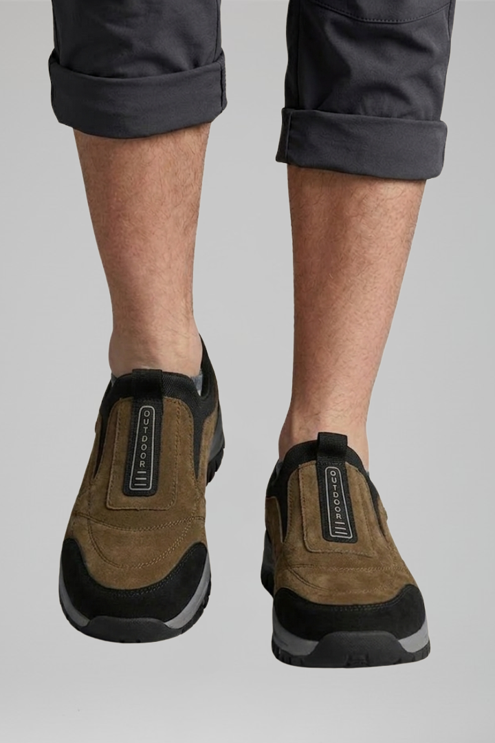 Instap wandelschoenen heren met profielzool en treklussen