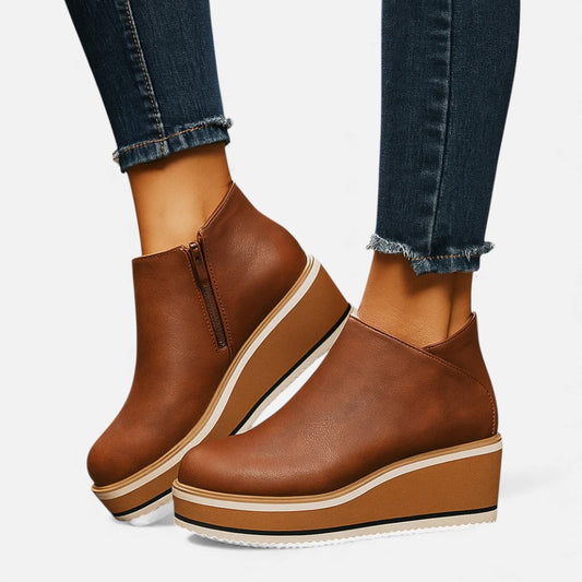 Enkellaarsjes dames met sleehak, platformzool en ritssluiting