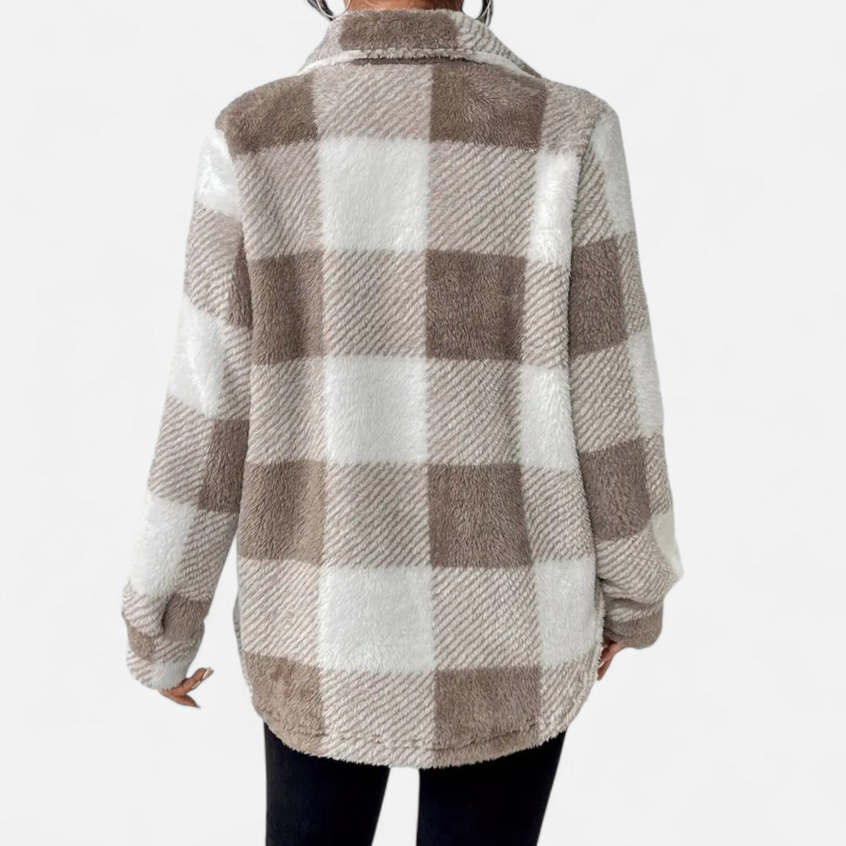 Geruite teddy shacket dames met knoopsluiting en oversized pasvorm