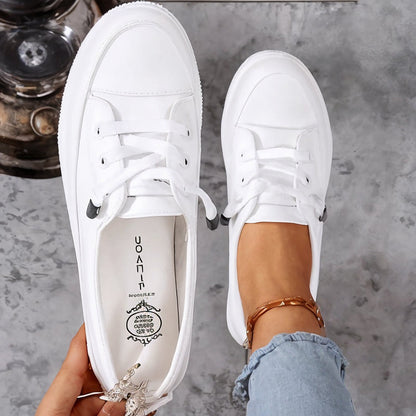 Instap sneakers dames met plateauzool en decoratieve veters