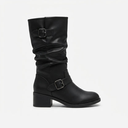 Slouchy laarzen dames met twee gespriempjes, ronde neus en ruime instap