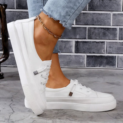 Instap sneakers dames met plateauzool en decoratieve veters