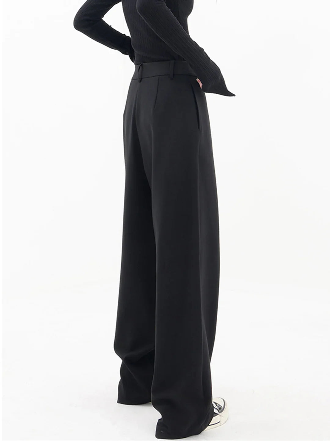 Asymmetrische wijde pantalon met knoopsluiting voor dames