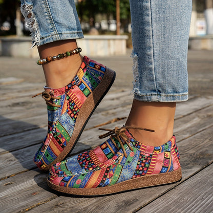 Lage instappers dames met vetersluiting en boho print