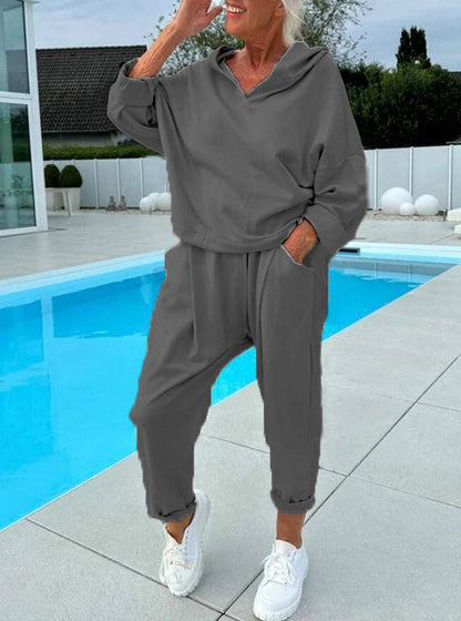 Tweedelige loungeset dames met capuchontrui en joggingbroek