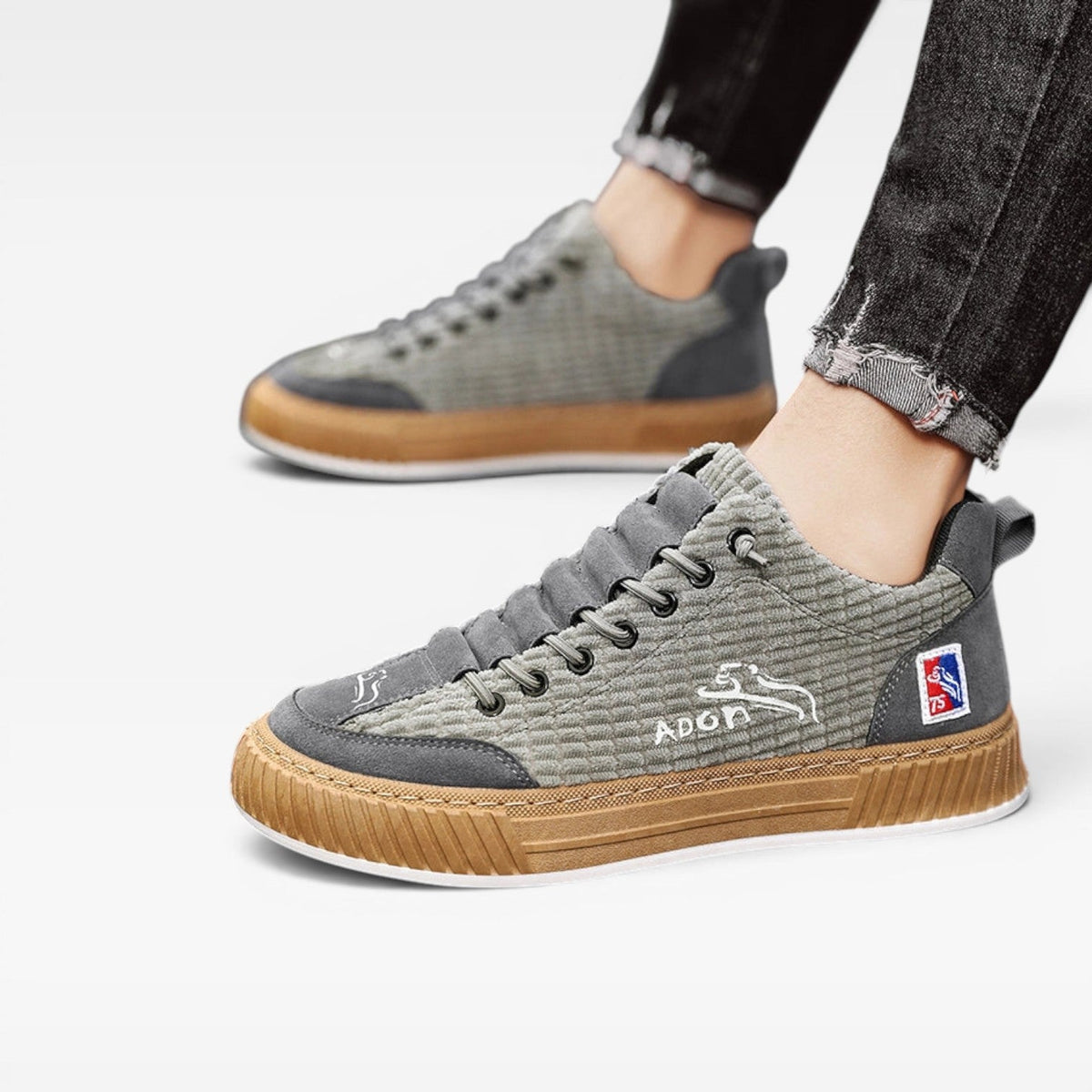 Lage sneakers met veters en geribbelde bovenkant voor heren
