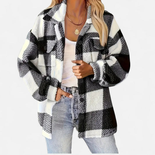 Geruite teddy shacket dames met knoopsluiting en oversized pasvorm