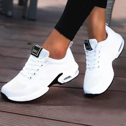 Sportschoenen dames met veters en luchtkussen zool