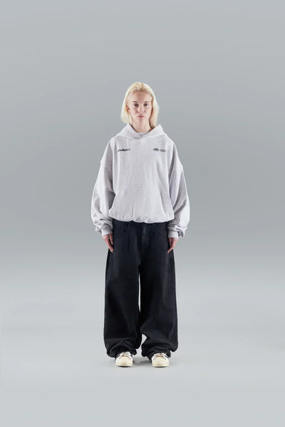 "Comfortabele, stijlvolle vrouwenhoodie in blauw, bordeauxroze; symbool van zelfliefde, ontspannen pasvorm, minimalistisch de