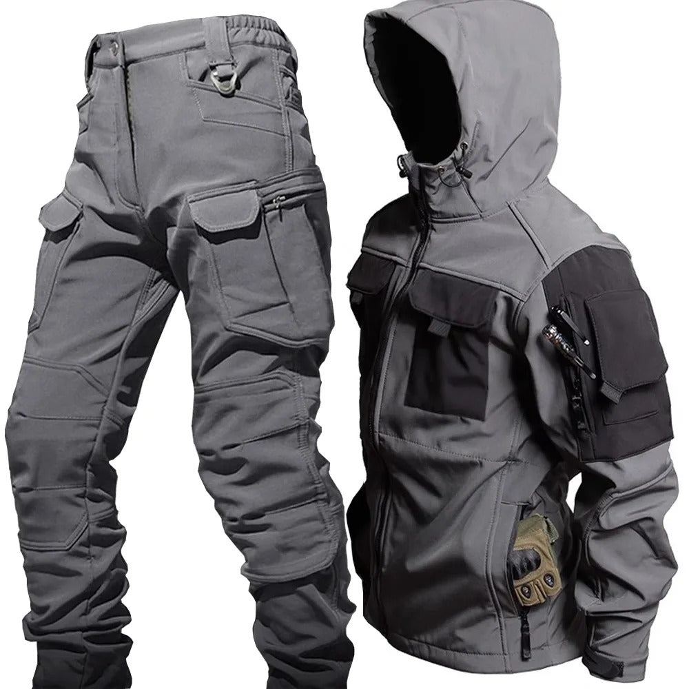 Tactische outdoorset heren met capuchonjas en cargobroek