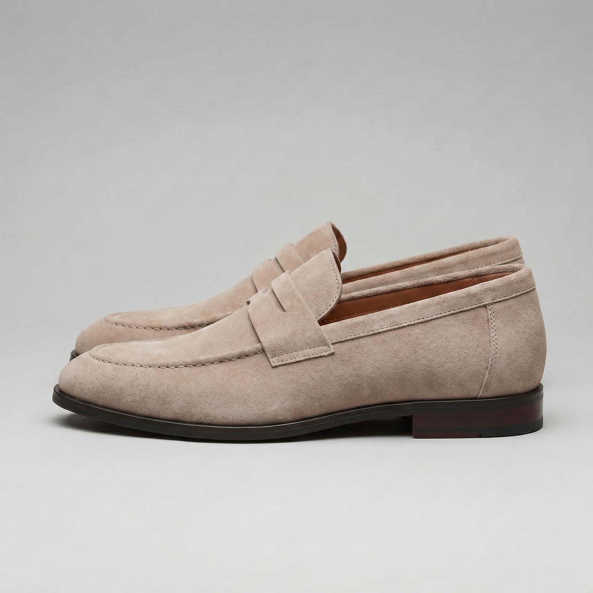 Penny loafers voor heren met wreefband en lage platte hak