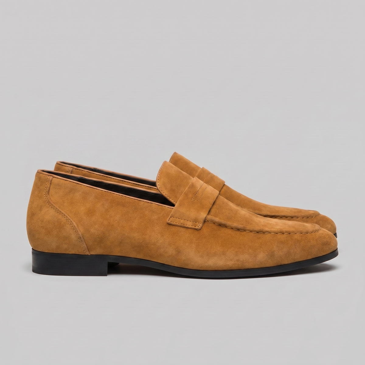 Penny loafers voor heren met wreefband en lage platte hak